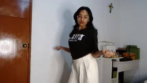 Alia  online show from September 26, 2025, 1:48 pm