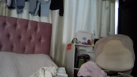 Snapshot of alia_lombardi chatting on December 3, 2024, 12:38 pm Alia      Anjali  online show from December 3, 2024, 12:38 pm