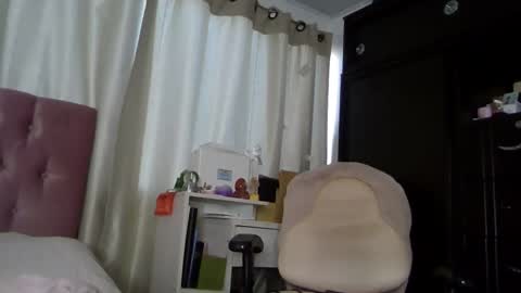 Snapshot of alia_lombardi chatting on December 4, 2024, 12:25 pm Alia      Anjali  online show from December 4, 2024, 12:25 pm