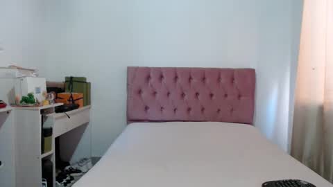 Snapshot of alia_lombardi chatting on October 15, 2025, 12:27 pm Alia      Anjali  online show from October 15, 2025, 12:27 pm