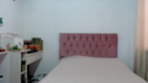 Snapshot of alia_lombardi chatting on October 18, 2025, 12:06 pm Alia      Anjali  online show from October 18, 2025, 12:06 pm