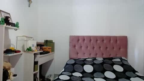 Snapshot of alia_lombardi chatting on October 30, 2025, 12:28 pm Alia      Anjali  online show from October 30, 2025, 12:28 pm