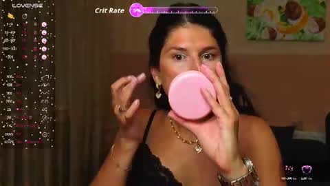 Snapshot of alianna_solo_kiss chatting on July 1, 2026, 5:20 am Alianna online show from July 1, 2026, 5:20 am