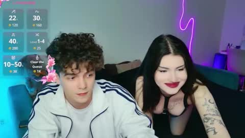 Snapshot of alice118james chatting on November 15, 2025, 5:09 pm alice and james online show from November 15, 2025, 5:09 pm