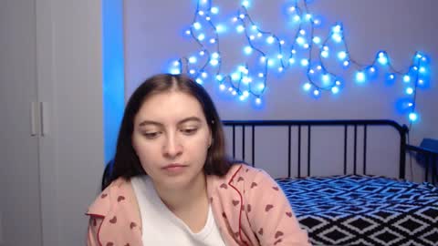 Alice online show from December 22, 2024, 9:31 pm