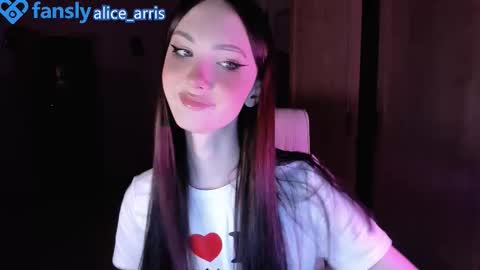 Alice Aris online show from October 30, 2025, 5:46 pm