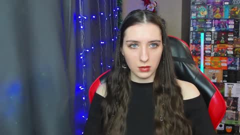 Snapshot of alice_bailey chatting on December 14, 2024, 3:58 pm Alice online show from December 14, 2024, 3:58 pm