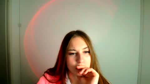 Snapshot of alice_dreamofu chatting on June 20, 2026, 11:24 am Alice online show from June 20, 2026, 11:24 am