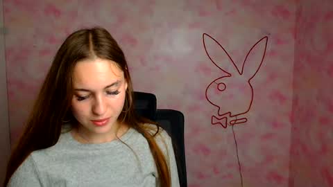 Snapshot of alice_dreamofu chatting on July 14, 2026, 10:21 am Alice online show from July 14, 2026, 10:21 am