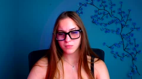 Snapshot of alice_dreamofu chatting on July 18, 2026, 5:44 am Alice online show from July 18, 2026, 5:44 am
