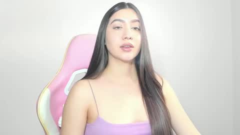Snapshot of alice_love16 chatting on February 16, 2025, 10:43 pm alice_love16 online show from February 16, 2025, 10:43 pm