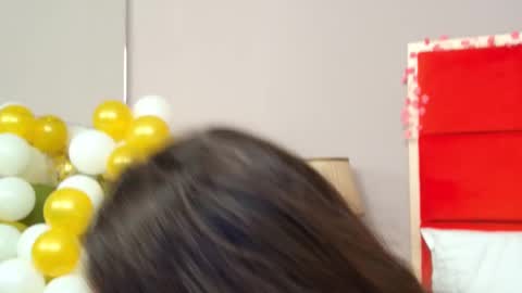 Snapshot of alice_munro chatting on February 12, 2025, 10:04 pm AliceMunro online show from February 12, 2025, 10:04 pm