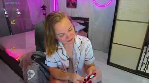 Alice online show from September 10, 2025, 9:26 pm