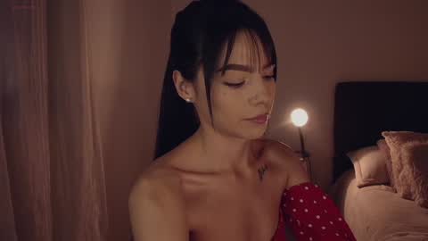 Snapshot of alice_steffen chatting on January 26, 2025, 5:02 am evedam online show from January 26, 2025, 5:02 am