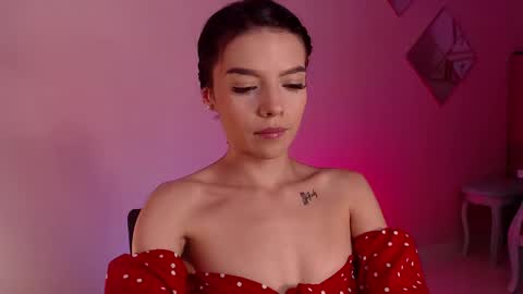 Snapshot of alice_steffen chatting on February 13, 2025, 6:09 am evedam online show from February 13, 2025, 6:09 am