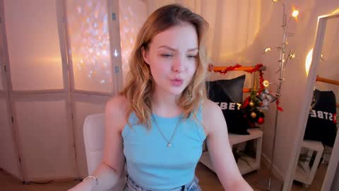 Alice  online show from December 19, 2024, 7:51 pm