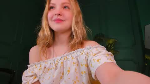 Alice  online show from February 15, 2025, 9:04 pm