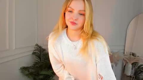 Alice  online show from November 24, 2025, 1:55 pm