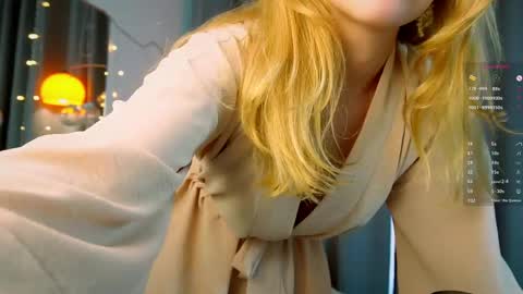 Alice  online show from May 19, 2026, 4:02 pm