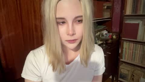 alice_wx online show from August 9, 2026, 5:18 pm