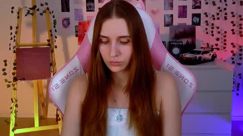 alicecharmy online show from February 22, 2025, 6:52 pm