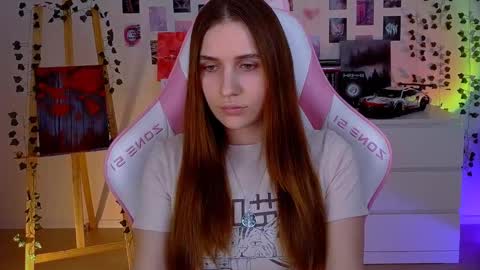 alicecharmy online show from February 26, 2025, 6:43 pm