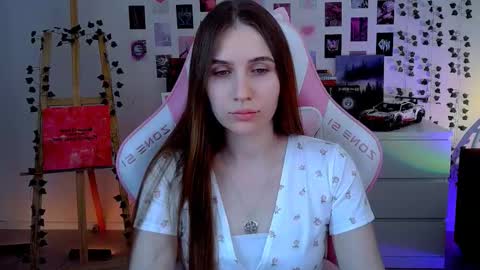 alicecharmy online show from September 17, 2025, 11:12 am