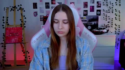 alicecharmy online show from October 13, 2025, 6:13 am