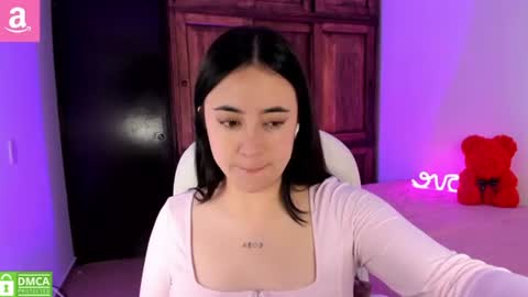 Snapshot of alicee_2 chatting on July 13, 2026, 5:27 pm Aliceee .. 97YP9VWGZHrefnav wishlist lists 1 online show from July 13, 2026, 5:27 pm