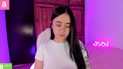 Snapshot of alicee_2 chatting on July 22, 2026, 8:44 pm Aliceee .. 97YP9VWGZHrefnav wishlist lists 1 online show from July 22, 2026, 8:44 pm
