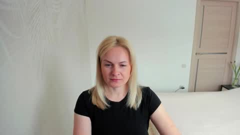 Snapshot of alicee__grace chatting on March 16, 2026, 8:40 am Alicee online show from March 16, 2026, 8:40 am