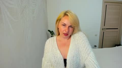 Snapshot of alicee__grace chatting on April 3, 2026, 8:07 pm Alicee online show from April 3, 2026, 8:07 pm