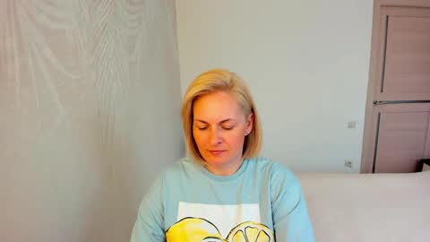 Snapshot of alicee__grace chatting on April 13, 2026, 10:10 am Alicee online show from April 13, 2026, 10:10 am