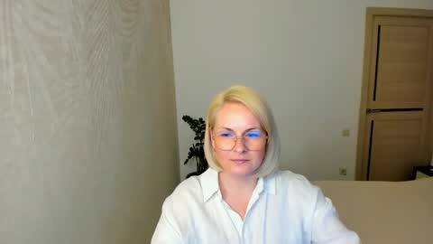 Snapshot of alicee__grace chatting on April 14, 2026, 7:09 pm Alicee online show from April 14, 2026, 7:09 pm