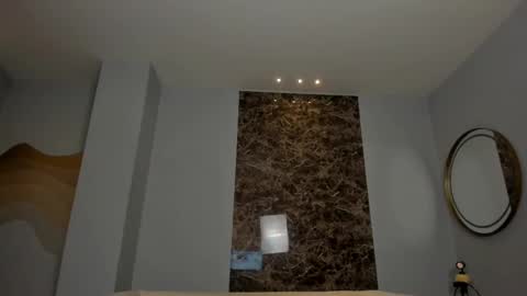 Alice online show from October 20, 2025, 6:52 pm