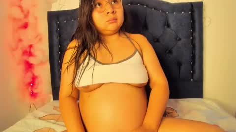 Snapshot of alicehott_05 chatting on January 24, 2025, 3:54 am alicehott_05 online show from January 24, 2025, 3:54 am