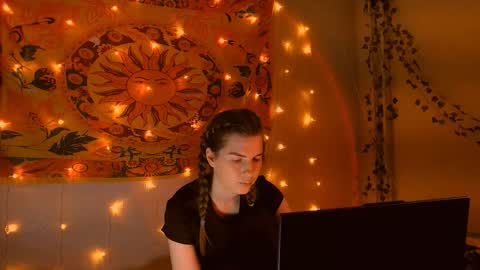 Alice online show from February 4, 2026, 5:13 am