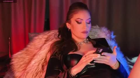 alicejameson online show from April 28, 2026, 9:31 pm