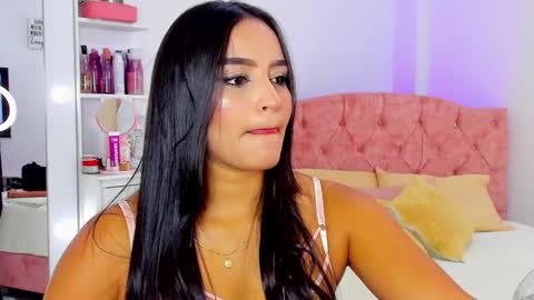 Snapshot of alicekiing_ chatting on January 31, 2025, 4:58 am ALICEKIING online show from January 31, 2025, 4:58 am