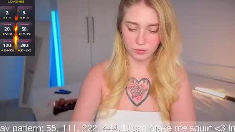 Snapshot of alicemilman chatting on August 1, 2026, 8:46 am Alice online show from August 1, 2026, 8:46 am