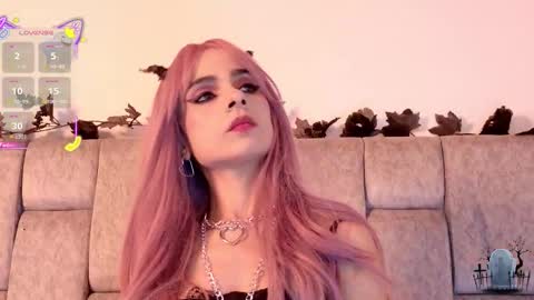 alicenoir_ online show from February 7, 2026, 11:19 pm