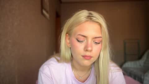 Snapshot of aliceoceaneyes chatting on September 8, 2025, 2:16 pm aliceoceaneyes online show from September 8, 2025, 2:16 pm