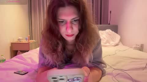 AlicePinkhead online show from May 14, 2026, 9:27 am