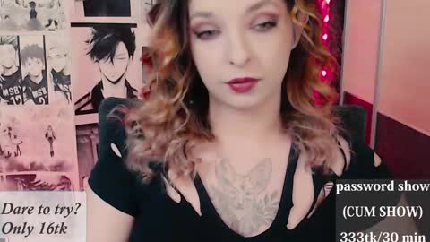 aliceriddle1 online show from February 25, 2026, 8:40 pm