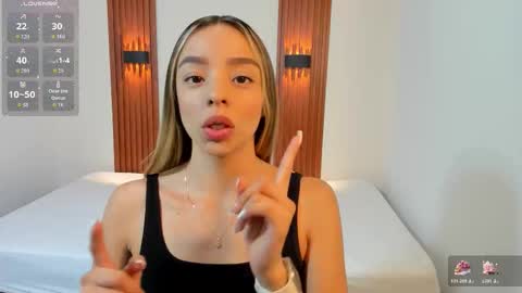 AliceRoss online show from December 22, 2025, 8:39 pm