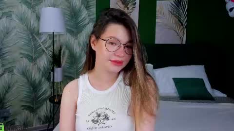Snapshot of aliceruby1 chatting on July 1, 2026, 3:08 am Alice online show from July 1, 2026, 3:08 am