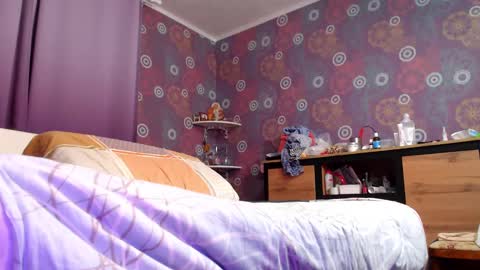 alicewetsquirt online show from January 31, 2025, 1:11 am