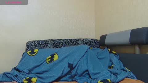 AliceWoolfy online show from November 23, 2025, 8:41 pm