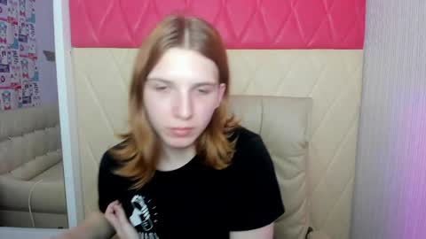 Alice  Princess  online show from April 8, 2026, 1:49 am