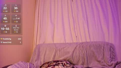 Snapshot of alicia_carr chatting on February 28, 2025, 11:12 pm Alicia online show from February 28, 2025, 11:12 pm